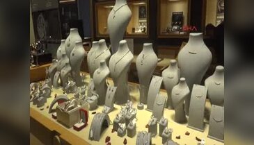 Bursa'da Sevgililer Günü hediyeleri arasında mücevher ilk sırada