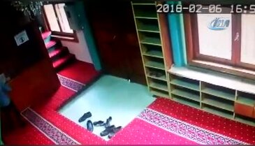 Bursa'da namaz vaktinde camiyi soymaya kalktılar