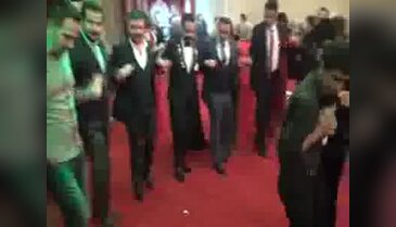 Aşiret düğününde gelini altına boğdular!