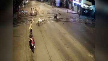 Bariyerlere böyle girdi!