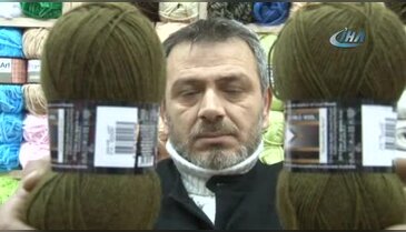 Bursa'da anneler askerlere bere ve atkı örmeye başladı, yün iplik satışları patladı