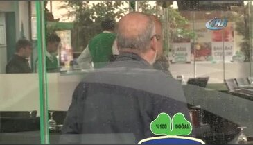Restoranda ev pazarlığının sonu kötü bitti!