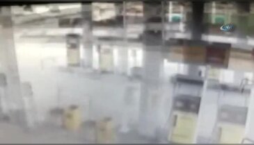 Tırla otomobil çarpıştı: Feci kaza kamerada