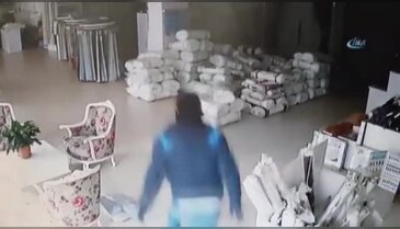 25 bin liralık perdeyi böyle çaldılar