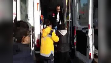 Bursa'da yürüyen merdiven ters yöne hareket etti: 7'si öğrenci 8 yaralı