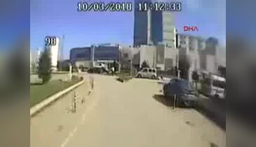 Halk otobüsünde panik! Yere yığıldı