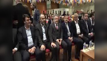 Çavuşoğlu, Bursa'da AK Parti Osmangazi Gençlik Kolları kongresine katıldı