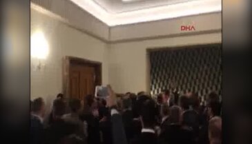 Meclis karıştı! CHP ve MHP'li vekiller arasında kavga