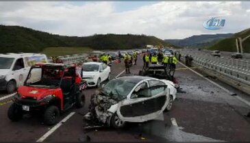 Bursa-İstanbul otobanında feci kaza: 2 kişi yanarak can verdi!