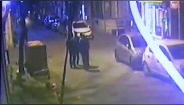 İstanbul'da bıçaklı kavga kamerada