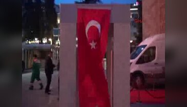Bursa'da sabah namazı sonrası kırık buğday çorbası içtiler
