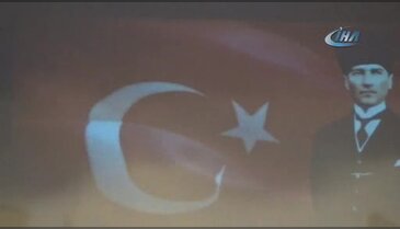 Bursa'da Mehmetçik için düzenlenen yardım gecesine yoğun ilgi