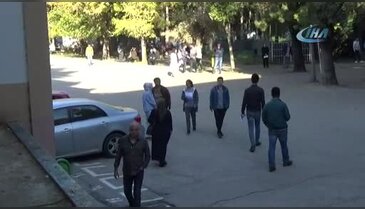 Bursa'da KPSS'ye geç kalanlar sınava alınmadı