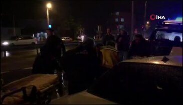 Üç otomobil birbirine girdi!