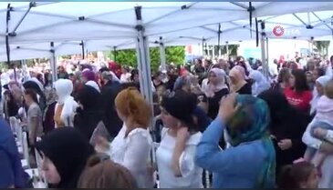 Bursa İnegöl Çilek Festivali yoğun ilgi gördü
