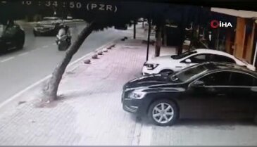 Otobüsle çarpışmamak için kaldırıma daldı