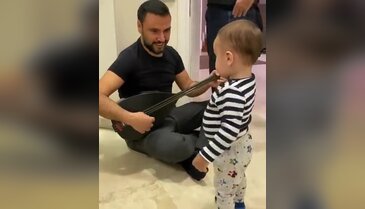 Alişan çaldı oğlu oynadı