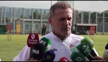 Bursaspor Teknik Direktörü Tahsin Tam ve Sportif Direktör İsmail Ertekin açıklamalarda buluındu