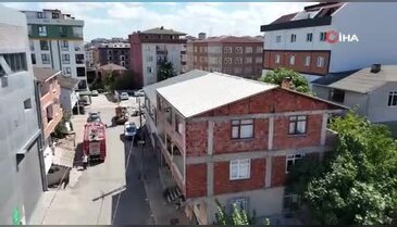 Bursa sallandı İstanbul'da bina boşaltıldı!