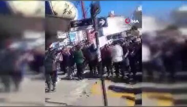Arjantin Devlet Başkanı Milei'nin konvoyuna taşlı saldırı