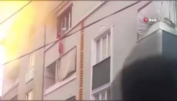 Bursa'da korkunç anların görüntüsü ortaya çıktı! Torununu 3. kattan attı...