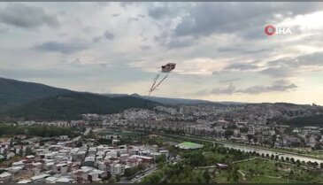 Bursa'da anlamlı uçuş! Tam 15 metre