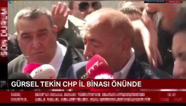 CHP İl Başkanlığı'nın önünde Gürsel Tekin'e su şişesi fırlatıldı