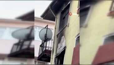 Bursa'da yangın faciası! Kurtulmak için çıktıkları balkon sonları oldu