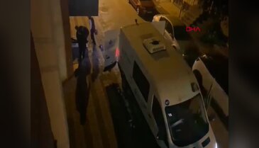 Tartıştığı babasının boğazını kesti! Polise kendini ihbar etti...