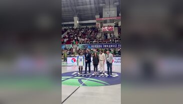 Bursa'da Tofaş, Aksöz'ü anarak yeni sezona başladı...