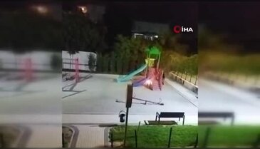 Bursa'da parkta yangın! Mahalle sakinleri şoke oldu