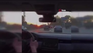 Bursa'da trafiği tehlikeye attı! Yetmedi, kayda aldırıp paylaştı...