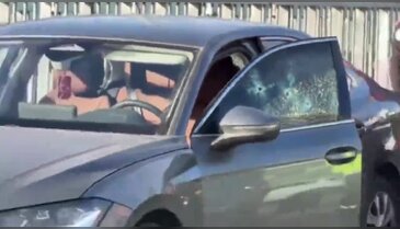 Otomobile silahlı saldırı! Ekipler olay yerinde