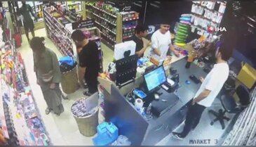 Benzinlikte çocuğunu kullanarak oyuncak çaldı