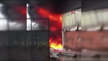 Bursa'da geri dönüşüm tesisinde yangın! Bir anda alev topuna döndü...