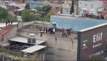 Uyuşturucu bağımlısı, ailesini rehin aldı