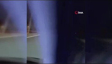 Trafikte tehlikeli şov: motosikleti yatarak kullandı
