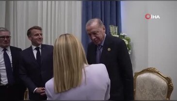 Cumhurbaşkanı Erdoğan'dan İtalya Başbakanı Meloni'ye: "Sigarayı bıraktırmam lazım"