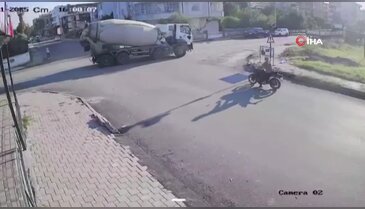 Beton mikseriyle otomobil çarpıştı