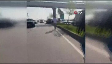 Bursa'da otomobil refüje savruldu