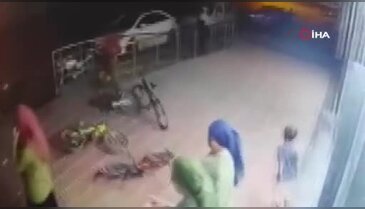 Markete alışveriş için girdi, bisikleti çalındı: Hırsızlık anı kameraya yansıdı