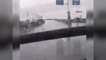 Bursa'da su birikintisine giren araç takla attı! O anlar kamerada...