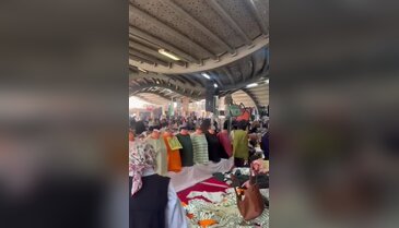 Bursa'da vatandaşlar ucuz kıyafet için yarıştı!