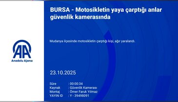 Bursa'da motosiklet yayaya çarptı: 1 ağır yaralı