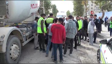 Beton mikseri kadına çarptı