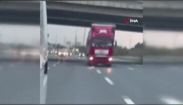 Tır şoförünün tehlikeli seyri kamerada