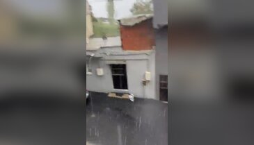Bursa'da sokaklar dereye döndü! "Mümkünse evden çıkmayın"