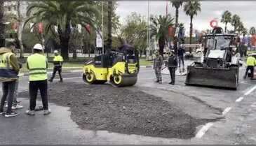 Çöken yol toprakla doldurularak trafiğe açıldı