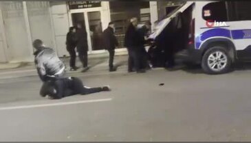 Dükkan basıp gazetecilere saldırdılar! Polise zor anlar...