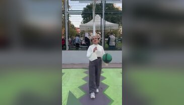 Bursasporlu basketbolcular cevapladı: Cumhuriyet tek kelimeyle...